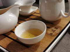 -湖畔居茶楼(湖滨店)