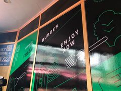 -龙治汉堡(中华城店)