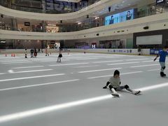 -冠军冰场CHAMPION RINK(百年港湾奥特莱斯店)