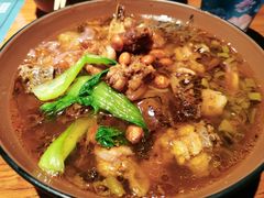 -八月美食小馆(银泰城总店)