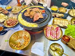 -胡悦里韩式烤肉(芝罘万达广场店)