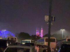 -迪士尼乐园停车场
