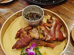 -亮欢寨(凯里总店)