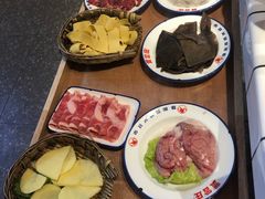 -贤合庄卤味火锅(时代广场店)