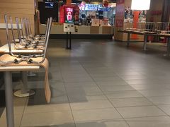 自助取餐区-麦当劳(凯德广场店)