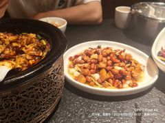 -万重锦·人文川菜馆(骡马市店)