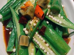 捞汁鲜秋葵-前海沿·青岛菜(大拇指广场石老人店)