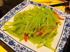 清炒莴笋丝-伯尼咖啡(湖滨花园店)