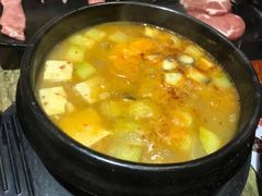 -哈哈碳都·牛肋条无限自助烤肉(台江万达店)