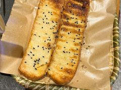 -三兄弟灰太狼烧烤.龙虾烤鱼(上海交大店)