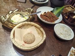 -魁盛居百年鲁菜馆(县西巷店)