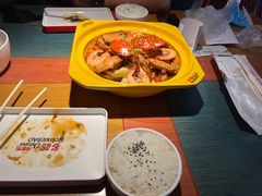 -多嘴超级肉蟹煲(杉杉国潮主题店)