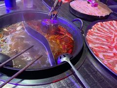 -朱光玉火锅馆(龙阳广场店)