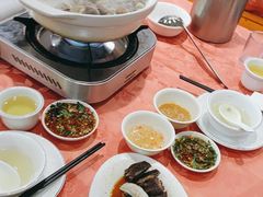 -老东风菜馆·羊肉火锅·海鲜·砂锅粥