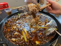 -鸿顺老铁锅美蛙鱼府(解放碑店)