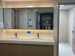 -上海市静安区图书馆(新闸路馆)