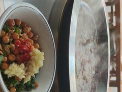 -懒猫鱼·稻田蛙·芋儿鸡火锅(成都东站店)