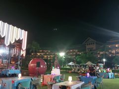 -水桶王国主题餐厅·聚会·生日派对·亲子活动·家庭套餐(亚龙湾希尔顿店)