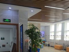-茂菊口腔连锁(浦东南路店)