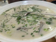 -邛海风味特色菜馆