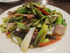 -巍山𤆵肉饵丝