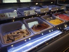 -劳顶笨咖啡(丽水宜家店)