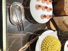 -广州万富希尔顿酒店-感趣自助餐厅·生蚝海鲜刺身