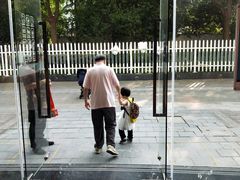 -小门牙好性格托育(北外滩中心)