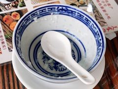 -周大娘牛乳(旧寨古村总店)