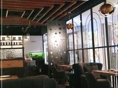 大堂-清真·艾美可餐厅(大悦汇店)
