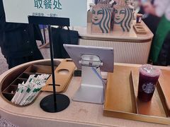 -星巴克(上海虹桥站2A检票口)