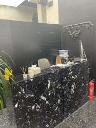 -Hair Co.一间沙龙