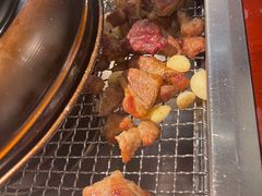 -肉甲韩国木炭烤肉(新壹街1店)