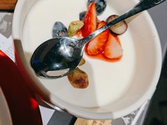 酸奶-小大董·烤鸭(观景餐厅·南京西路店)