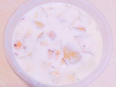 -志龙皇冠吃货椰子铺