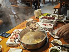 -养牛邓·潮汕牛肉海鲜自助火锅(广州店)