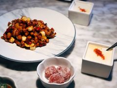 宫爆花仁鸡丁-蔴将·川菜(黄龙万科店)