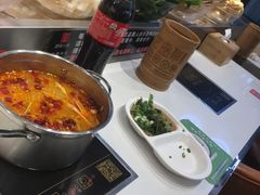 -百品聚旋转火锅(号外店)