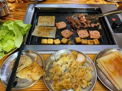 -口岸齐齐哈尔烤肉(风尚米兰总店)