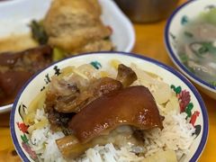 -明姨仔潮汕美食·碳炉猪脚·汕尾牛腩饭·起片鸡煲(起义路店)