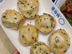 -李与白包子铺(桐梓林店)