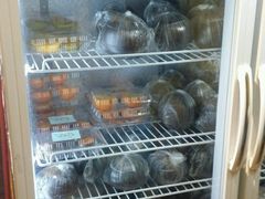 -志龙皇冠吃货椰子铺