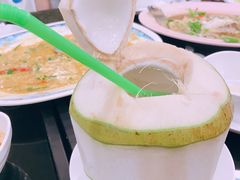 -J Daeng Seafood