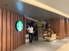 -星巴克臻选(国贸商城首店)