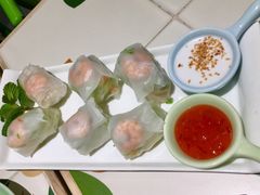 米皮鲜虾卷-越弥越南传统美食馆