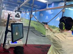 -都市枪神实弹射击俱乐部
