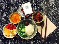 -蜗牛小馆醉乡民谣云南菜(惠新西里店)