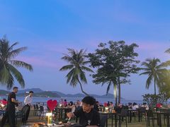 -JW万豪厨房餐厅·滨海草坪烧烤·海鲜·海景(三亚绿发山海天JW万豪酒店)