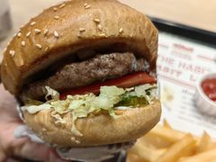 -The Habit Burger Grill 哈比特汉堡(爱琴海店)