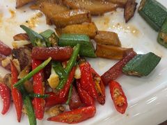 -那家老院子东北菜·饺子·小鸡炖蘑菇(艳华街店)